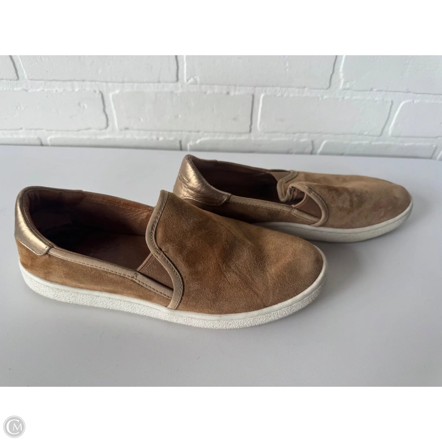 Shoes Designer By Ugg In Brown, Size: 8