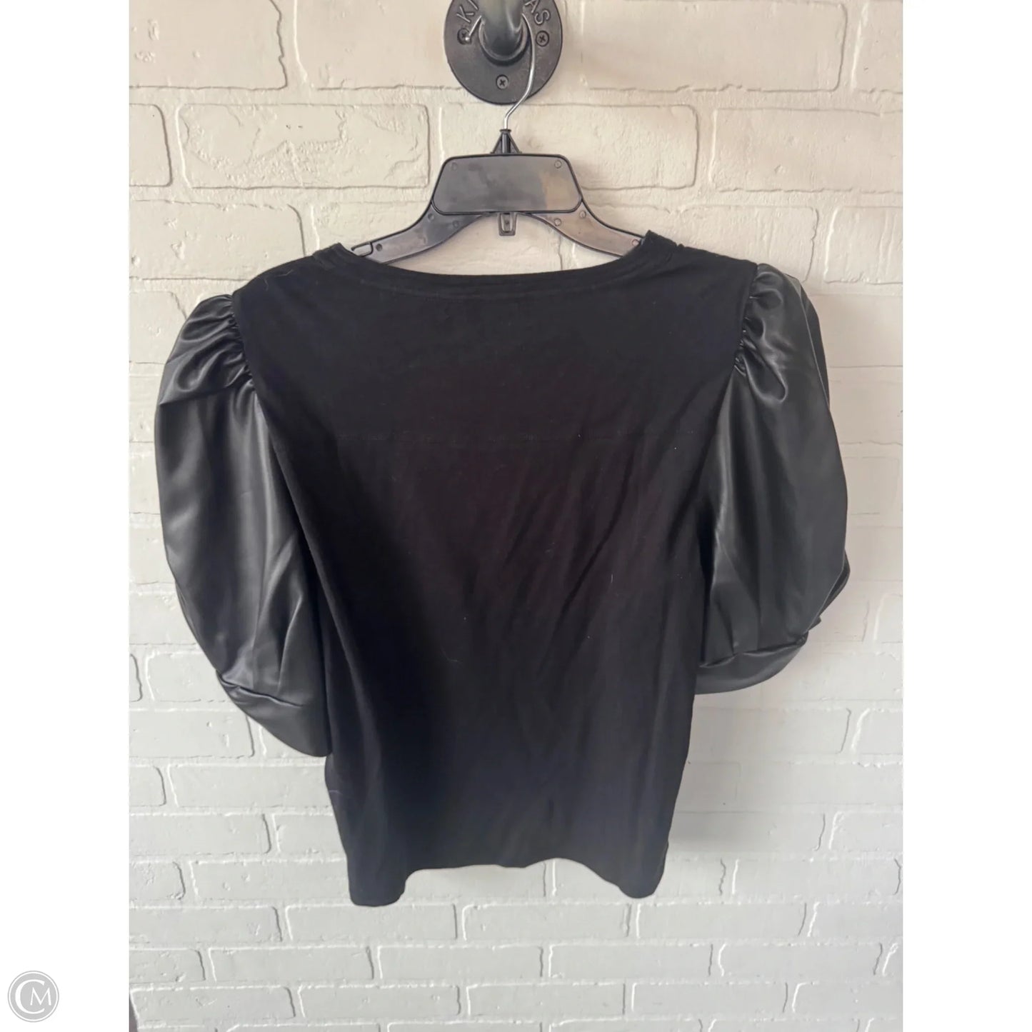 Top Short Sleeve By Dkny In Black, Size: Xl