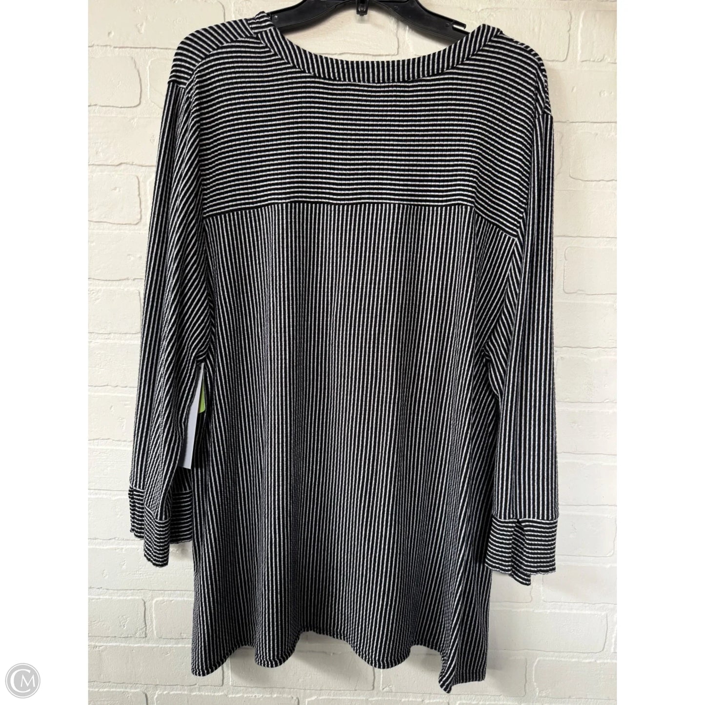 Top 3/4 Sleeve By Chicos In Black & White, Size: Xxl
