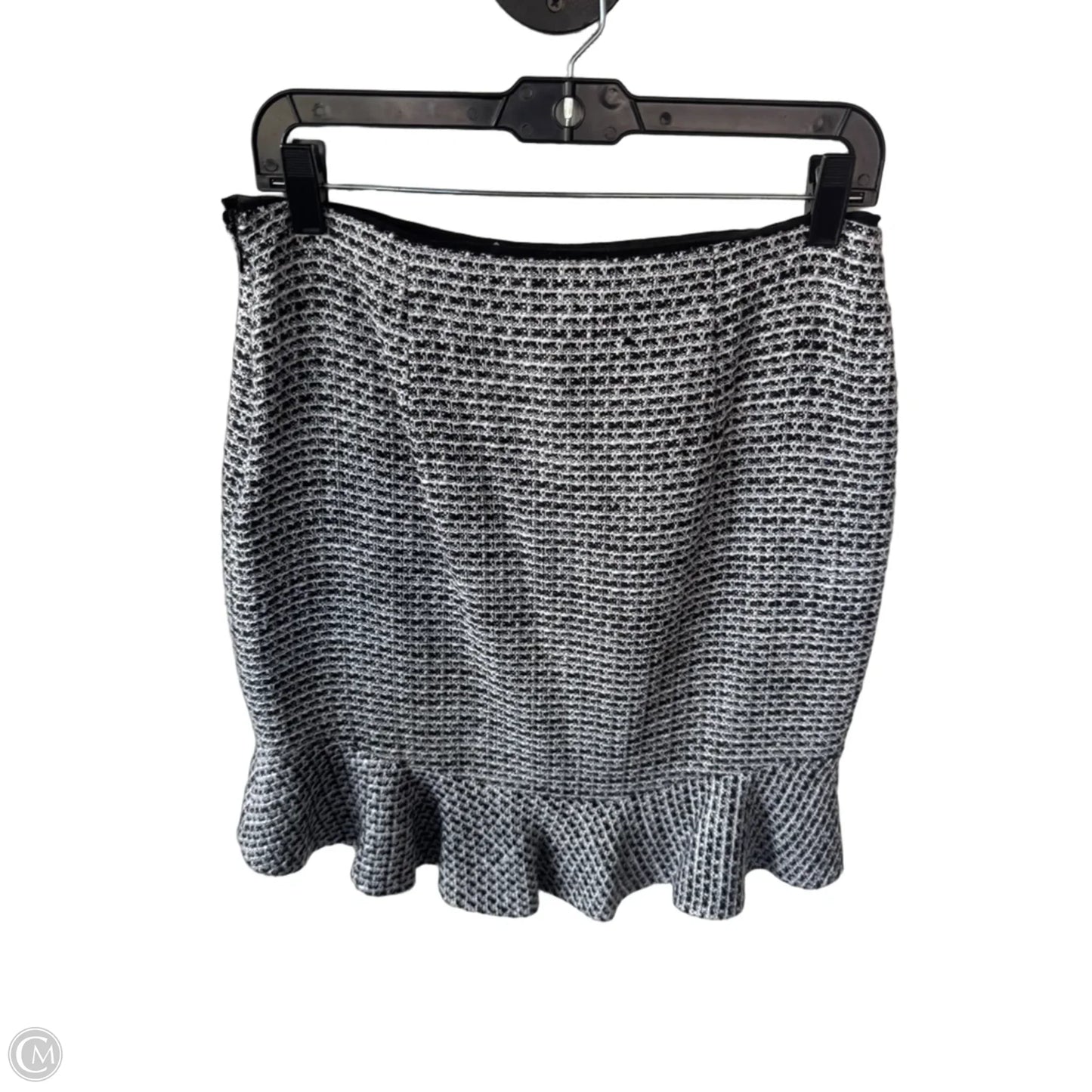Skirt Mini & Short By White House Black Market In Black & White, Size: 4