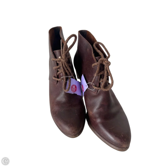 Boots Designer By Ugg In Brown, Size: 8.5