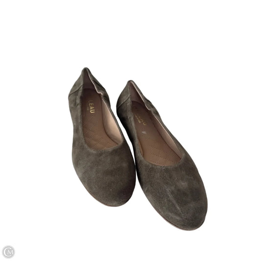 Shoes Flats By Cmb In Green, Size: 8