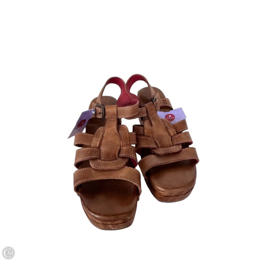 Sandals Flats By Bed Stu In Brown, Size: 7.5