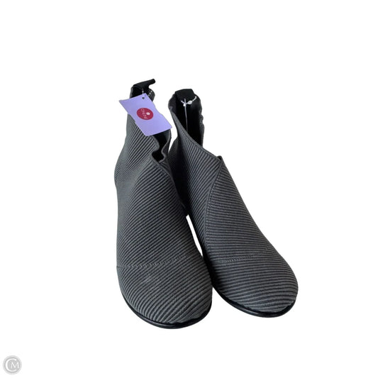 Shoes Heels Block By Clothes Mentor In Grey, Size: 7
