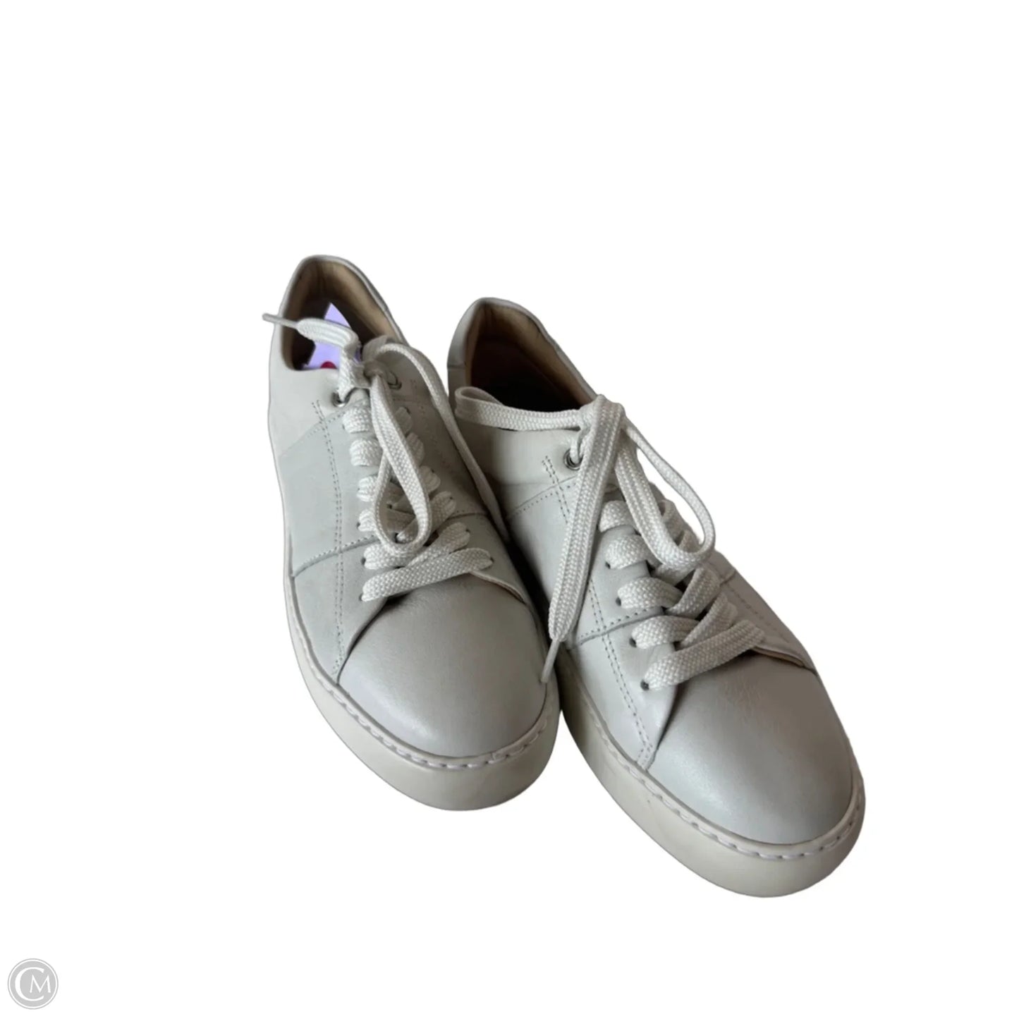 Shoes Sneakers By Cmc In White, Size: 6.5