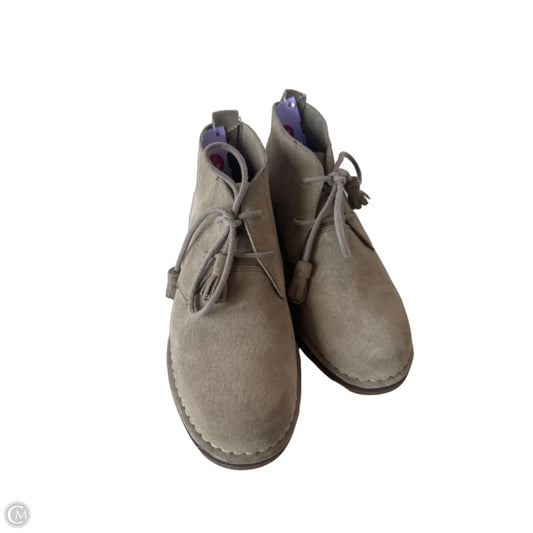 Boots Ankle Flats By Hush Puppies In Tan, Size: 6.5