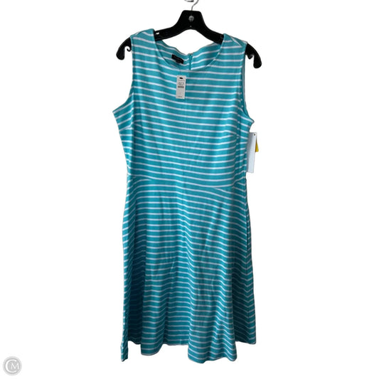 Dress Casual Short By Talbots In Blue & White, Size: L