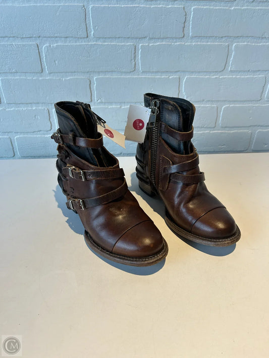 Boots Ankle Heels By Freebird In Brown, Size: 6