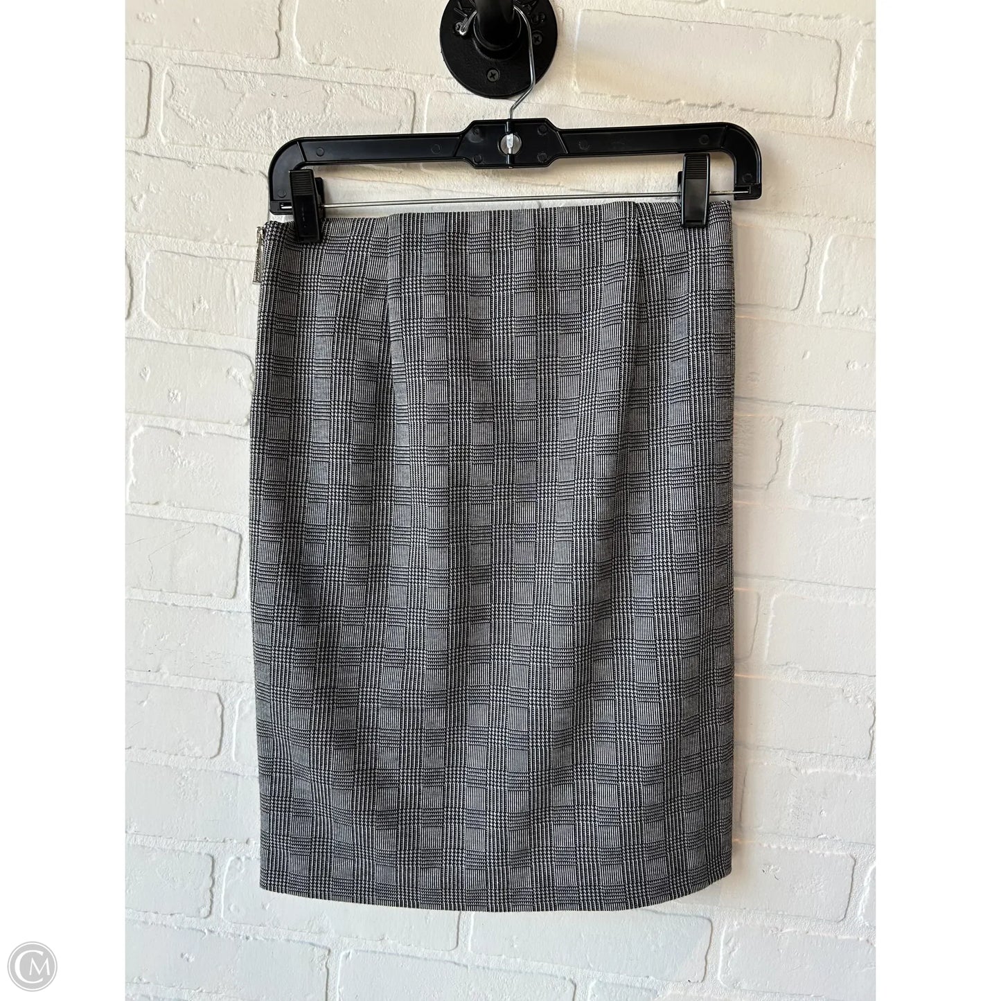 Skirt Mini & Short By Vince Camuto In Black & White, Size: 0