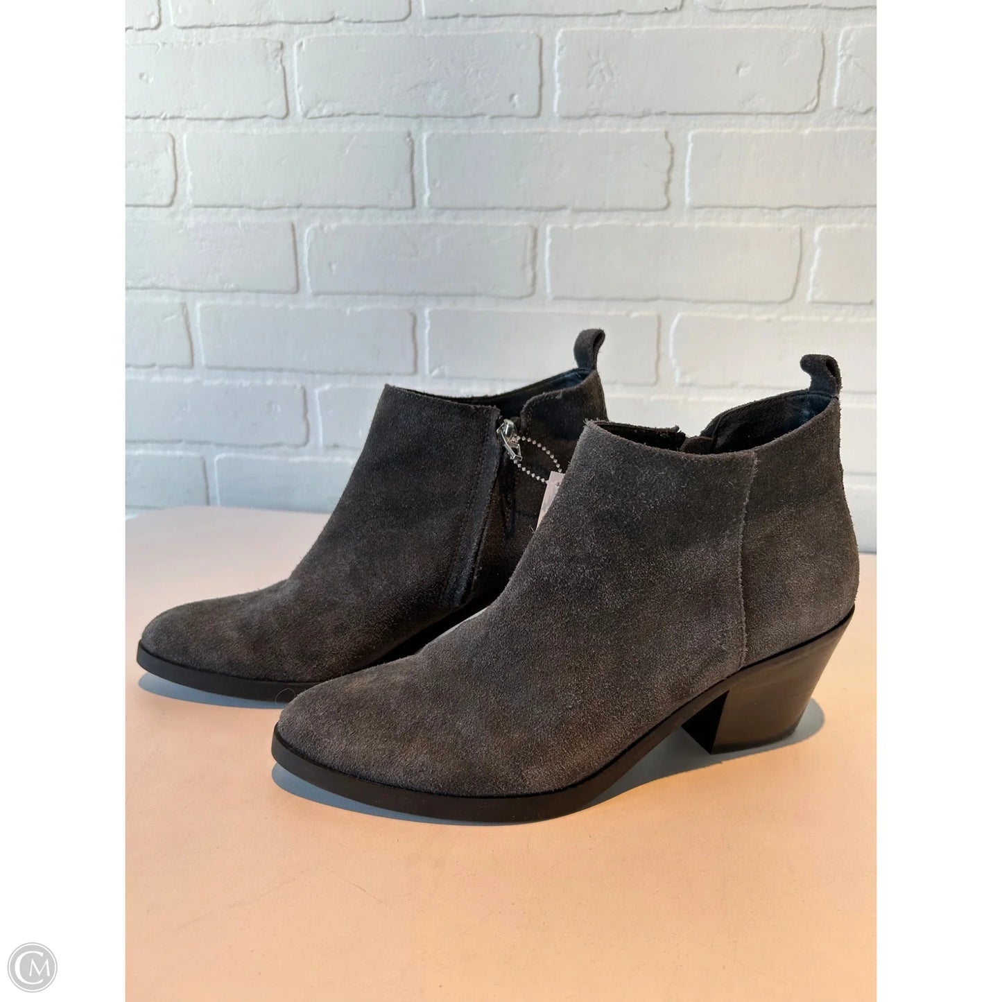 Boots Ankle Heels By Dolce Vita In Grey, Size: 7