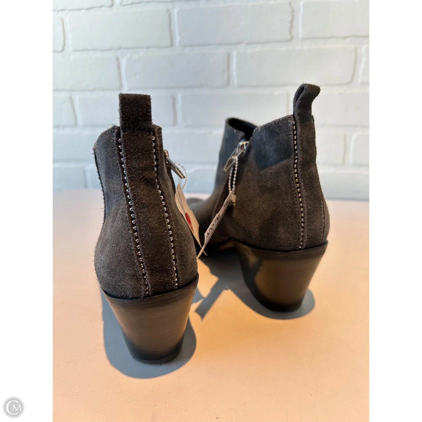 Boots Ankle Heels By Dolce Vita In Grey, Size: 7