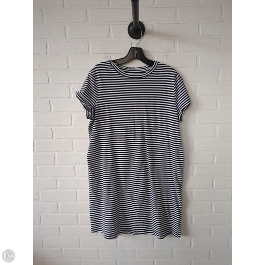 Dress Casual Short By Time And Tru In Black & White, Size: M