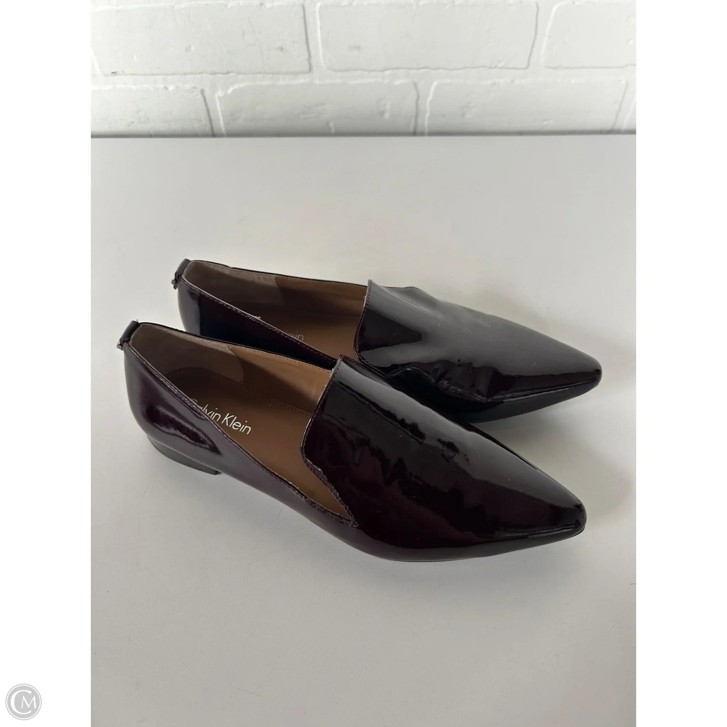 Shoes Flats By Calvin Klein In Maroon, Size: 6