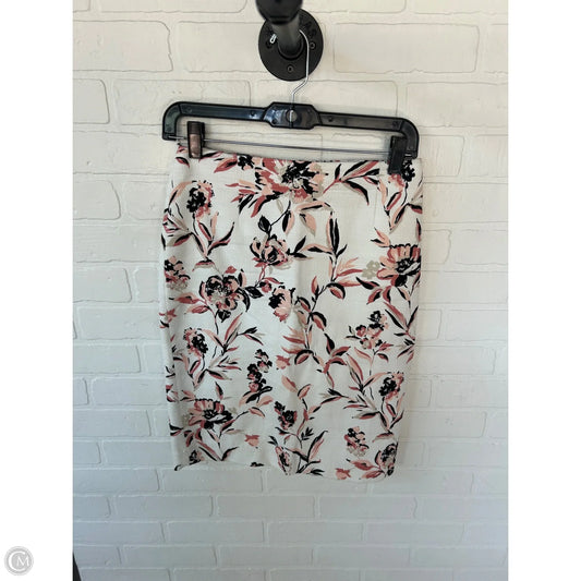 Skirt Mini & Short By White House Black Market In Black & White, Size: 0