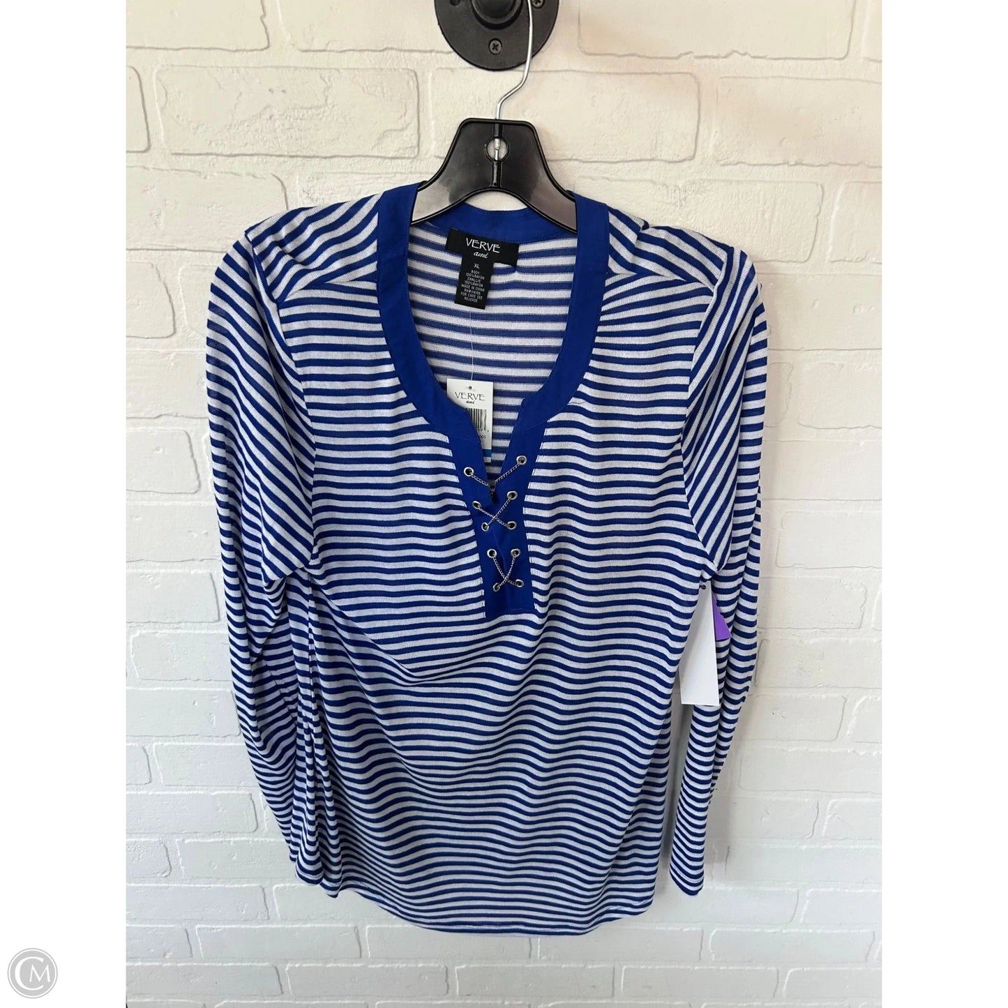 Top Long Sleeve By Verve In Blue & White, Size: Xl