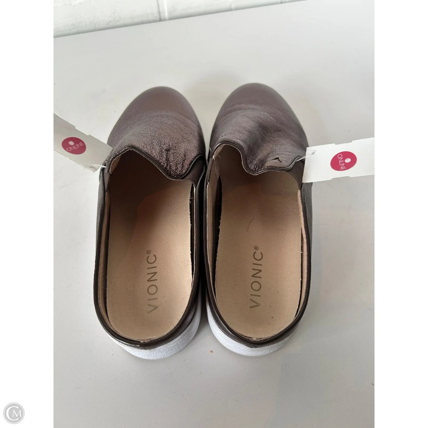 Shoes Flats By Vionic In Brown, Size: 8