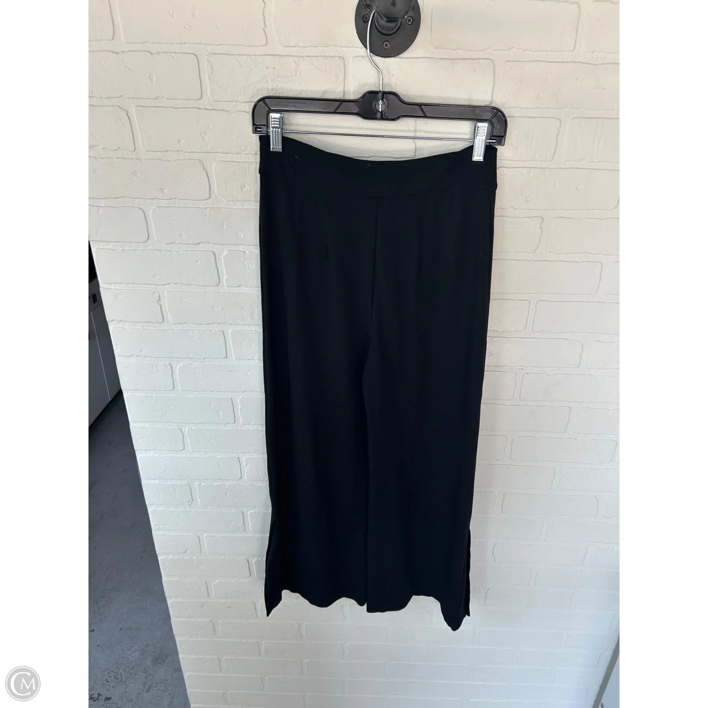 Pants Cropped By Lysse In Black, Size: M