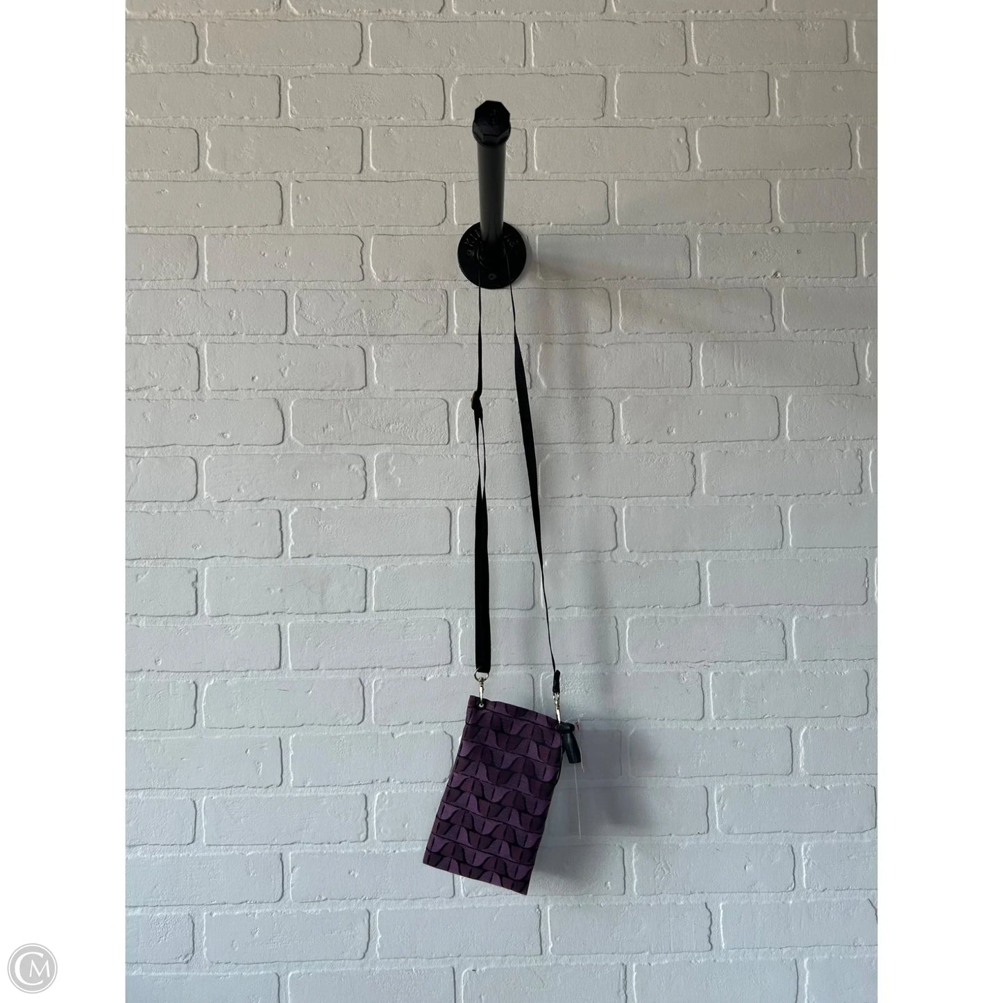 Crossbody By Clothes Mentor, Size: Small