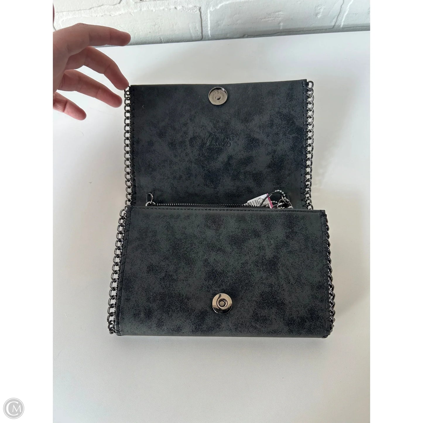 Crossbody By Chelsea 28, Size: Small