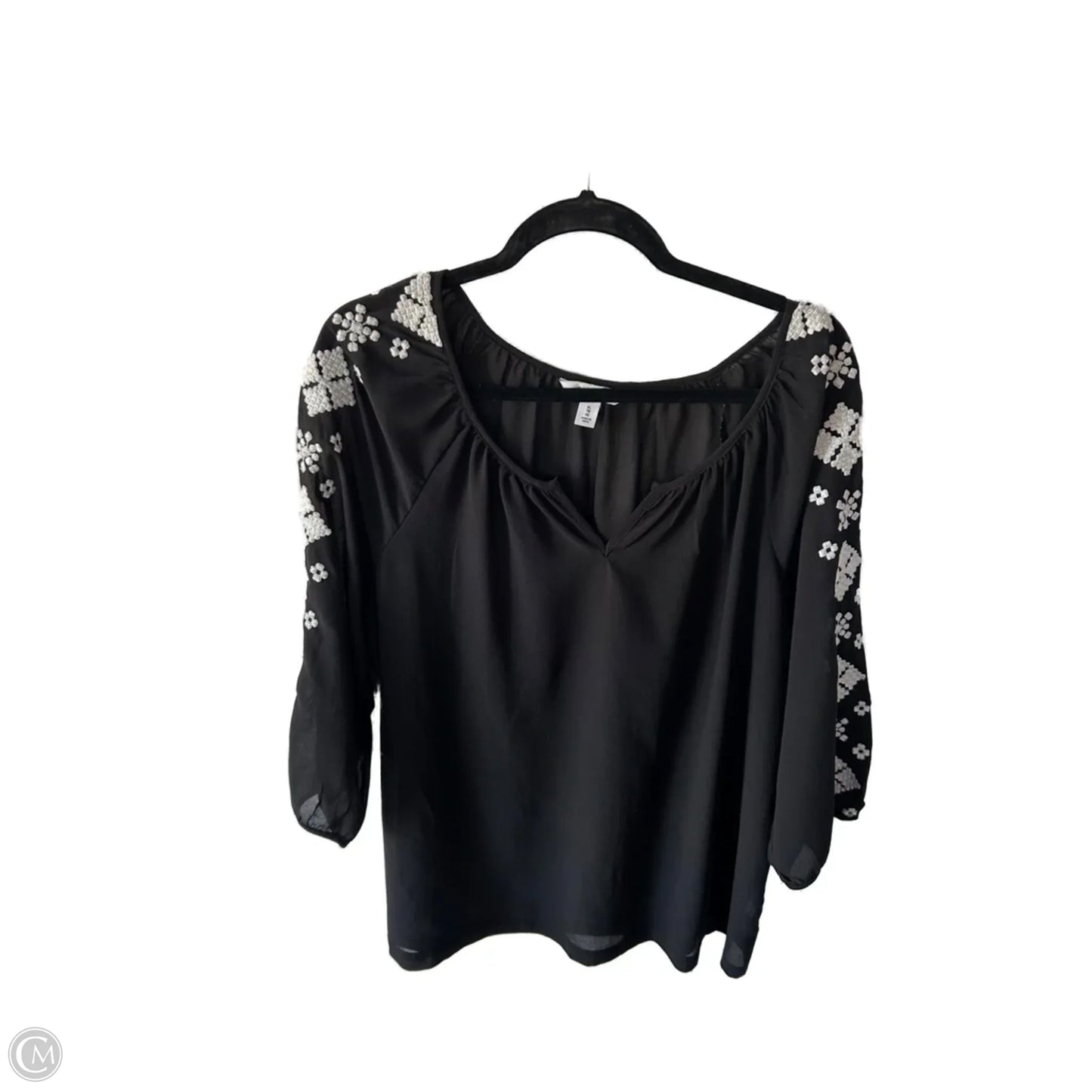 Top Long Sleeve By Old Navy In Black & White, Size: Xl