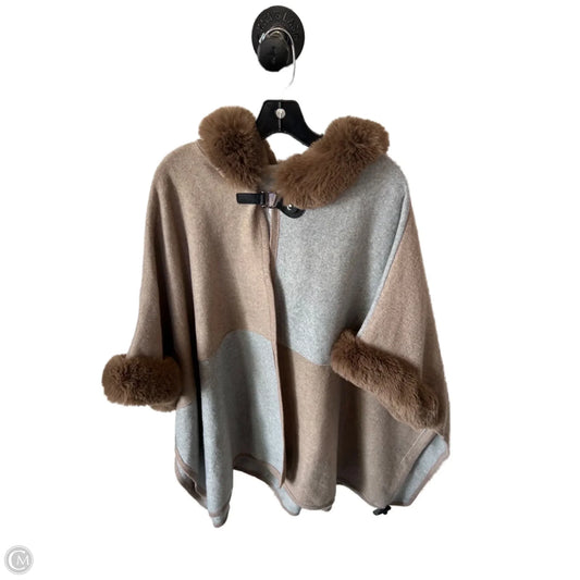Poncho By Cmc In Grey & Tan, Size: L