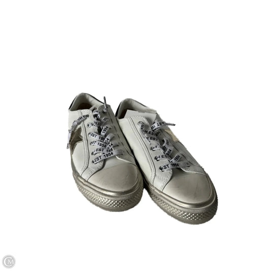 Shoes Sneakers By Vintage Havana In White, Size: 8.5
