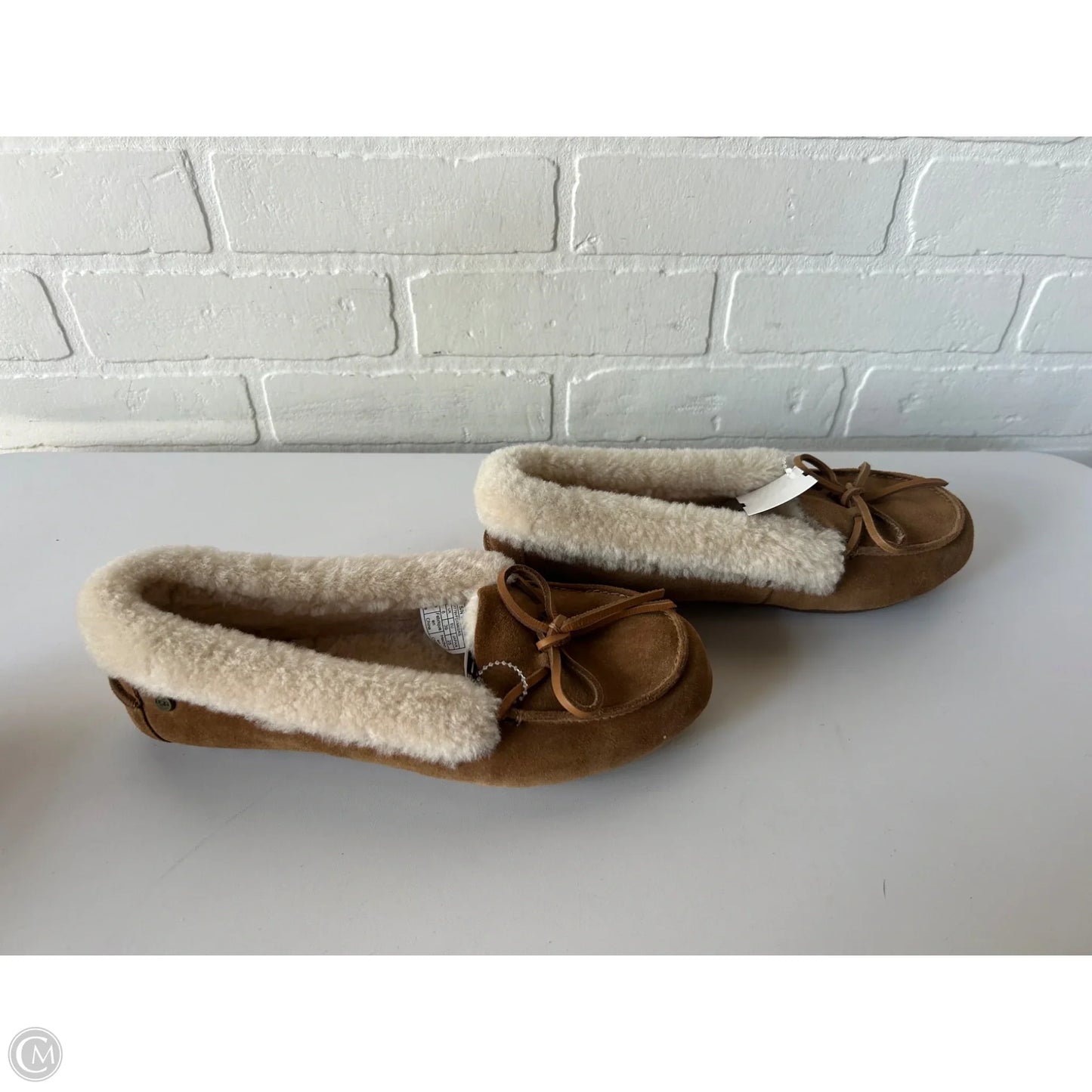 Shoes Designer By Ugg In Brown, Size: 8