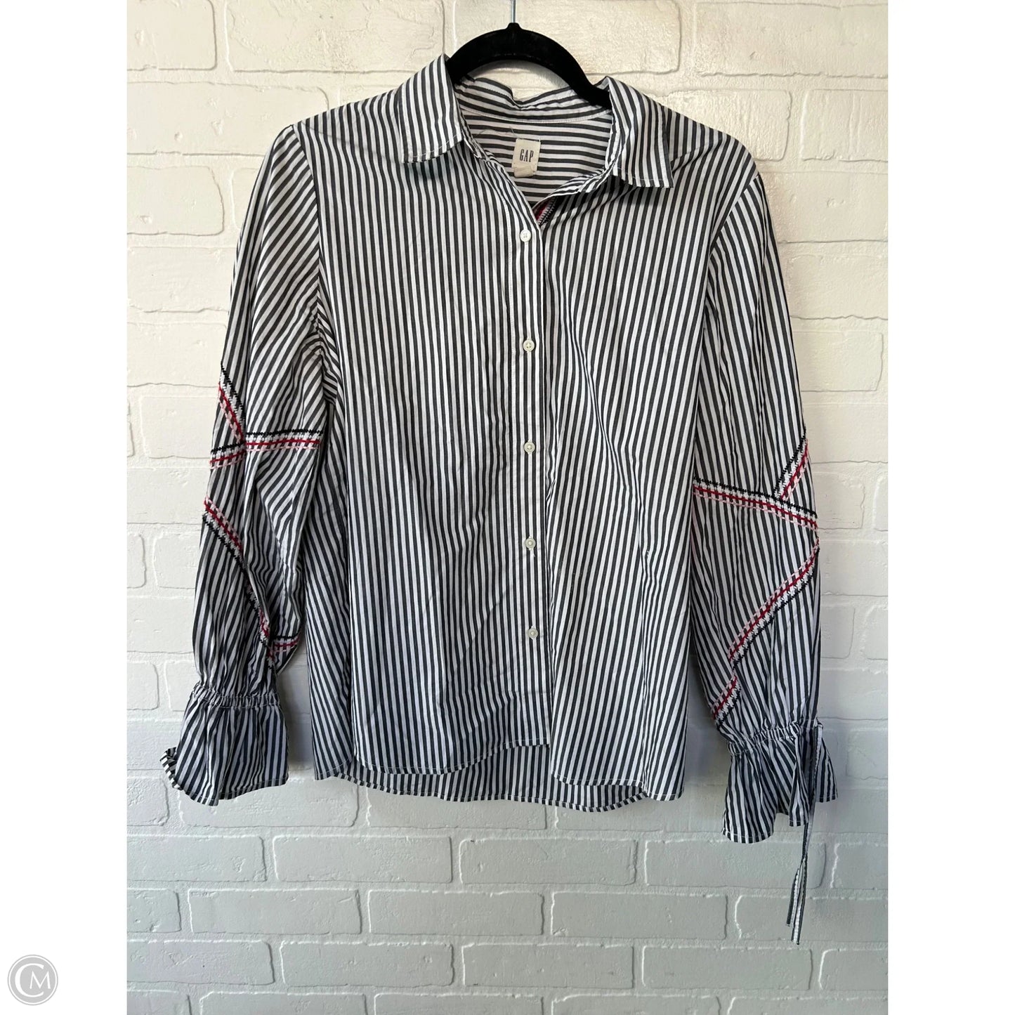 Top Long Sleeve By Gap In Grey & White, Size: M