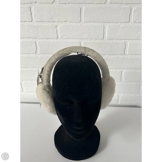 Accessory Designer Tag By Ugg