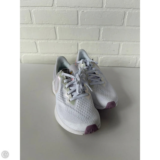 Shoes Athletic By Nike In White, Size: 8