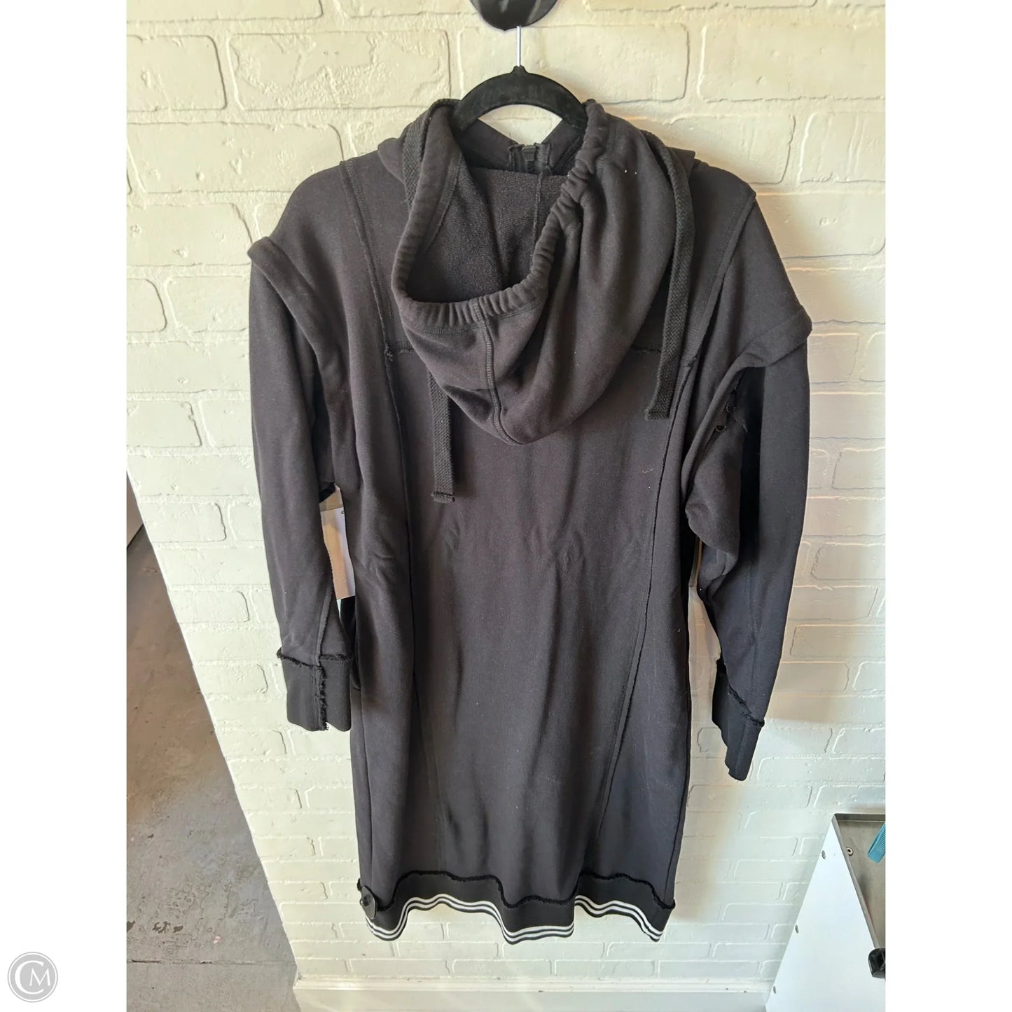 Athletic Dress By Free People In Black & White, Size: Xs