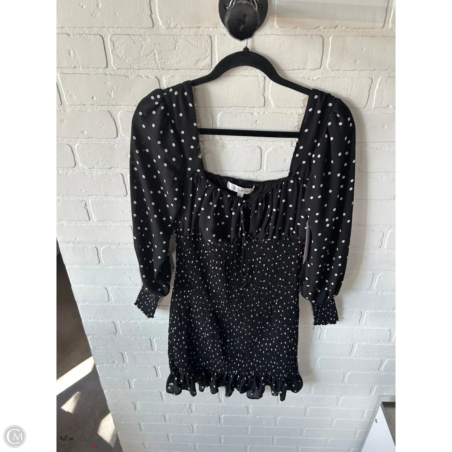 Dress Casual Short By Clothes Mentor In Black & White, Size: S