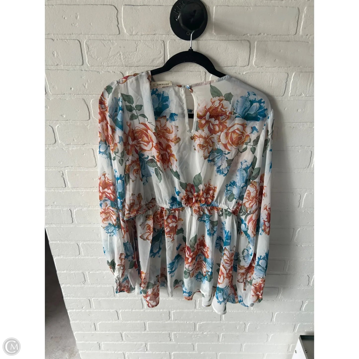 Top Long Sleeve By Andthewhy In Blue & White, Size: M