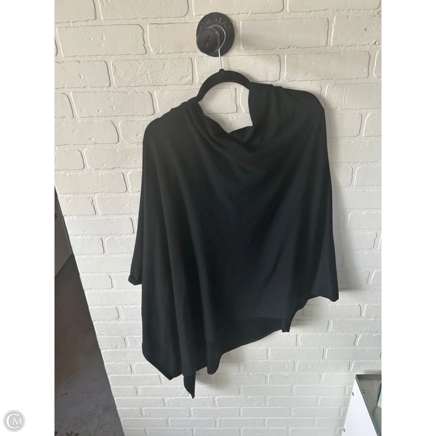 Poncho By Vila Milano In Black & Silver, Size: 1x