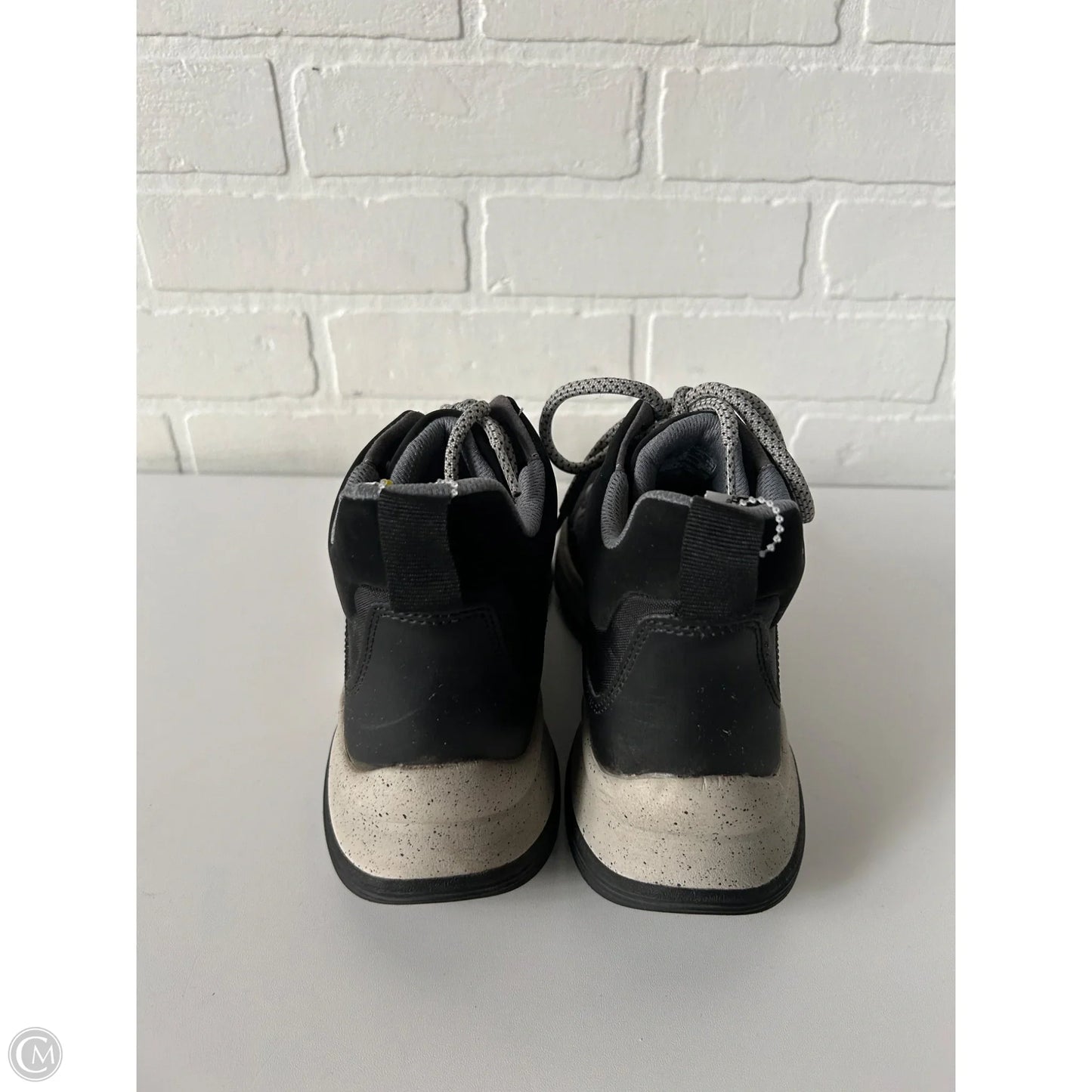 Shoes Sneakers By Clarks In Black, Size: 8.5