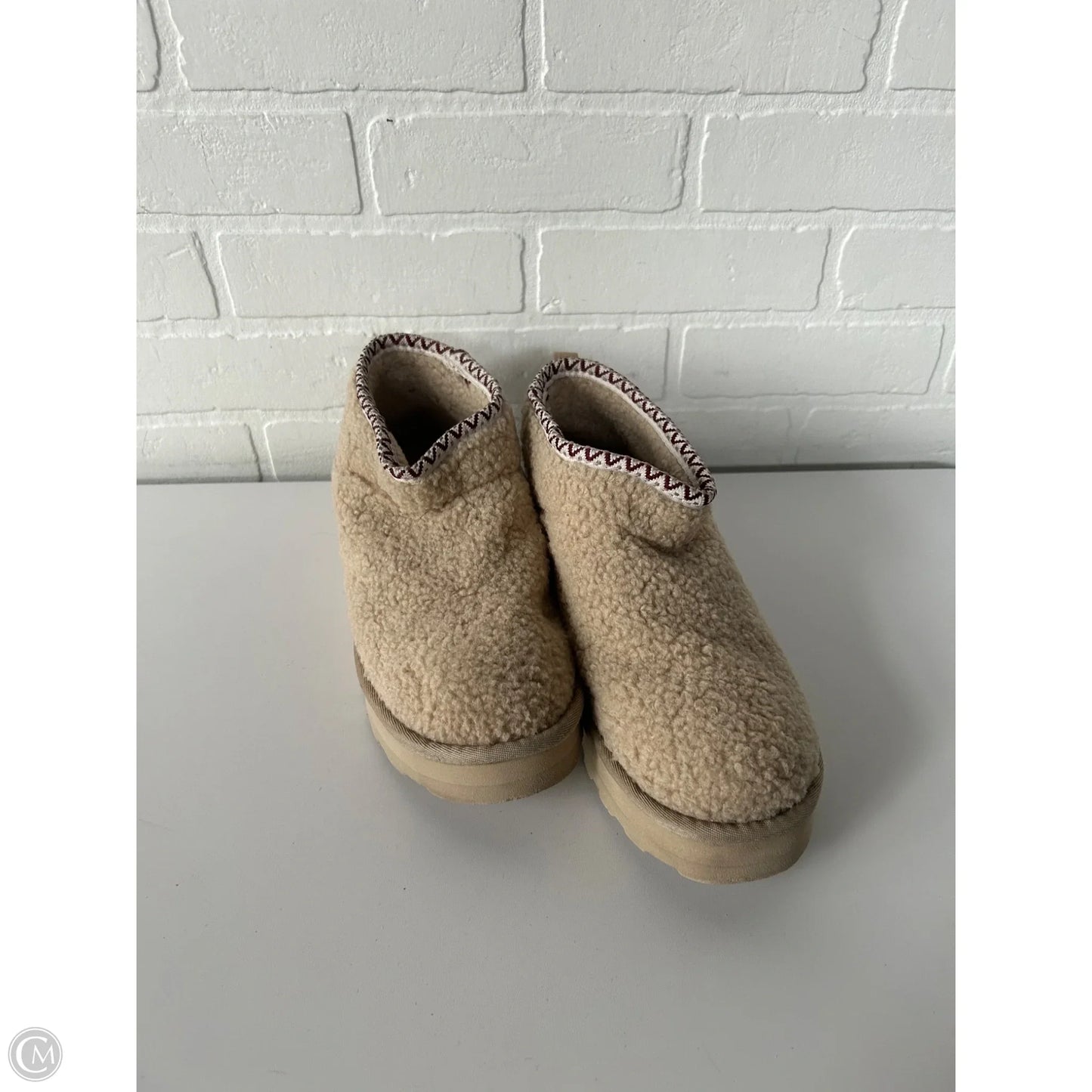 Boots Ankle Flats By Bearpaw In Tan, Size: 9