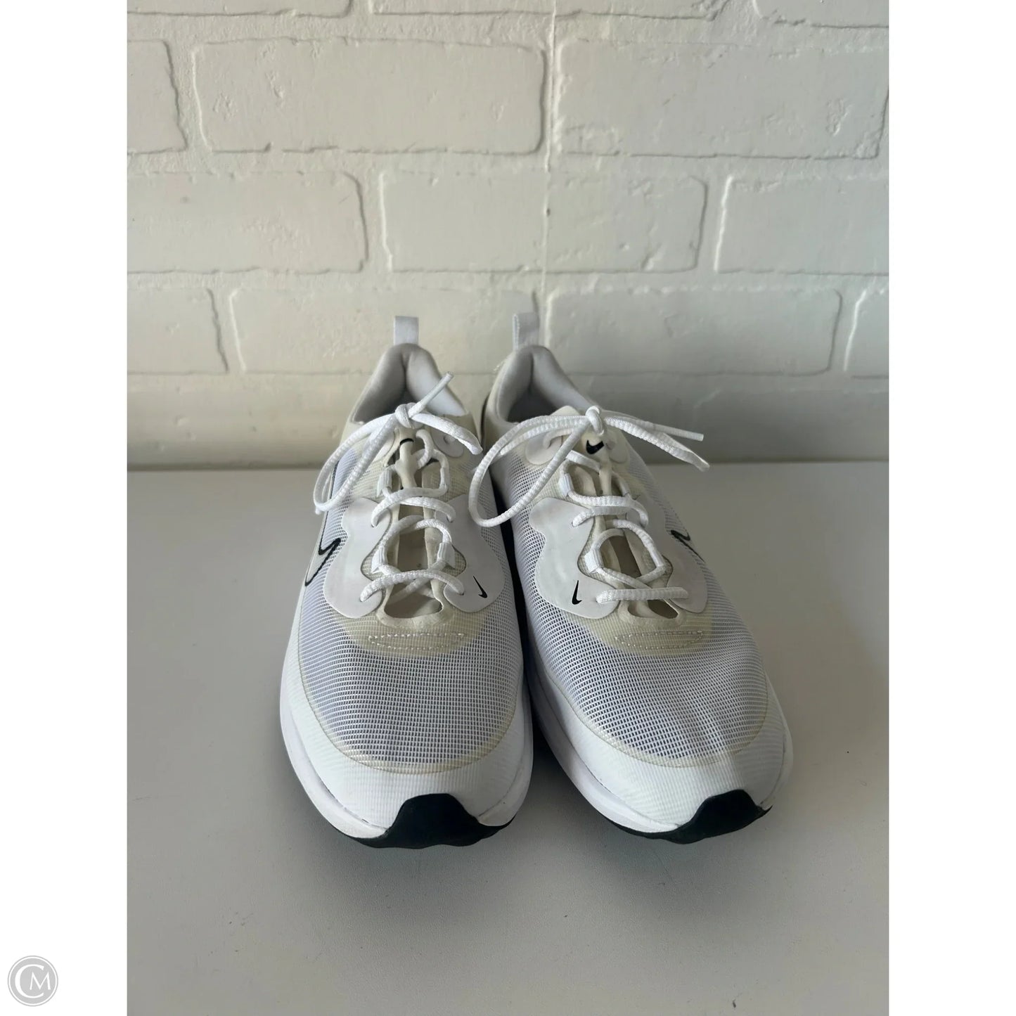 Shoes Athletic By Nike In White, Size: 7.5