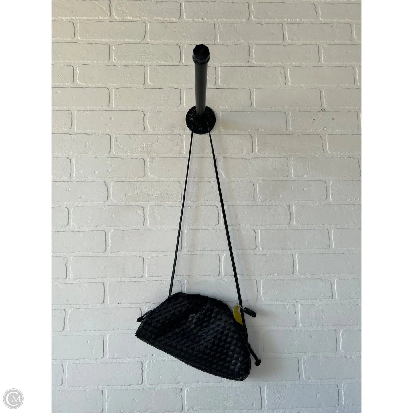 Crossbody By Clothes Mentor, Size: Small