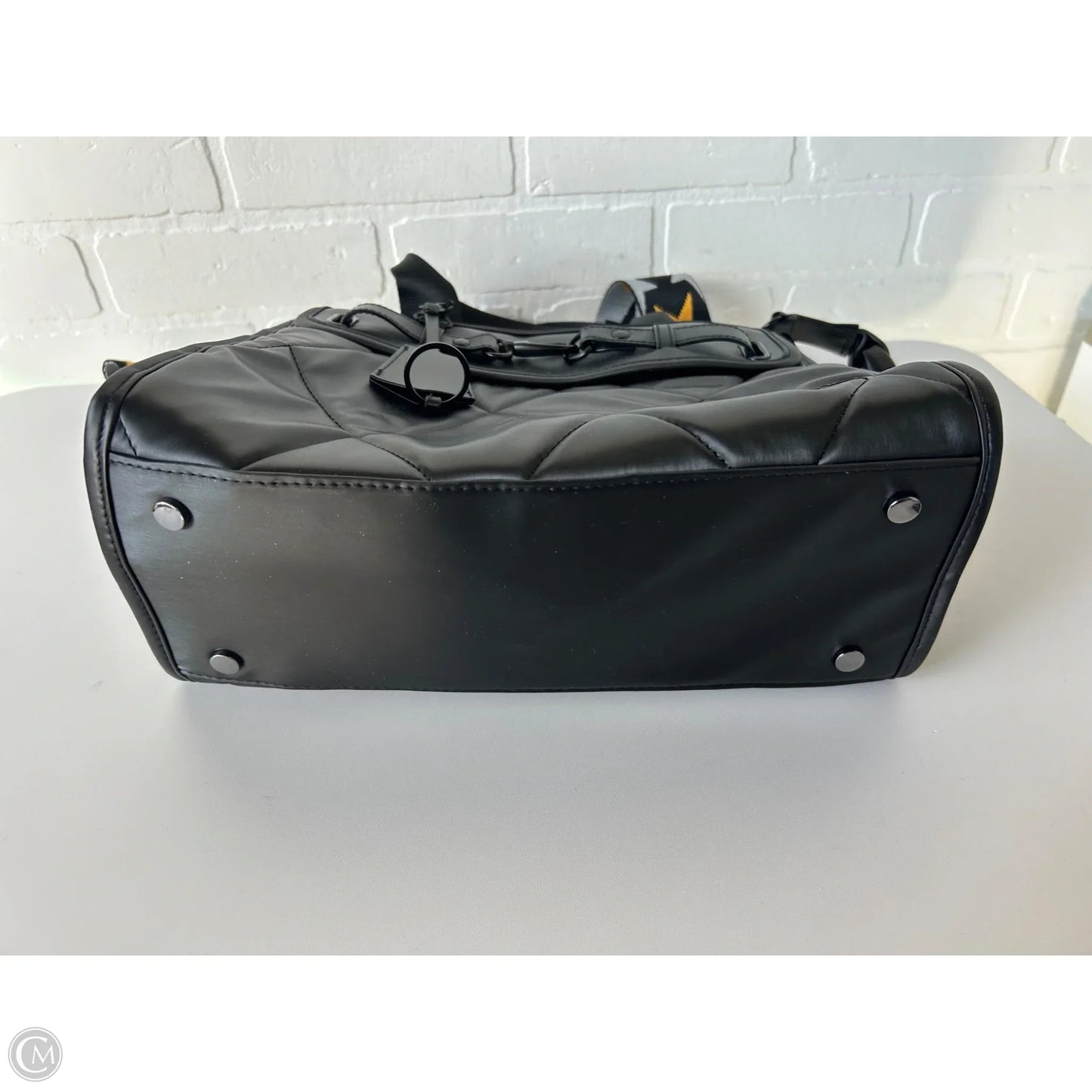 Handbag By Cmc, Size: Medium