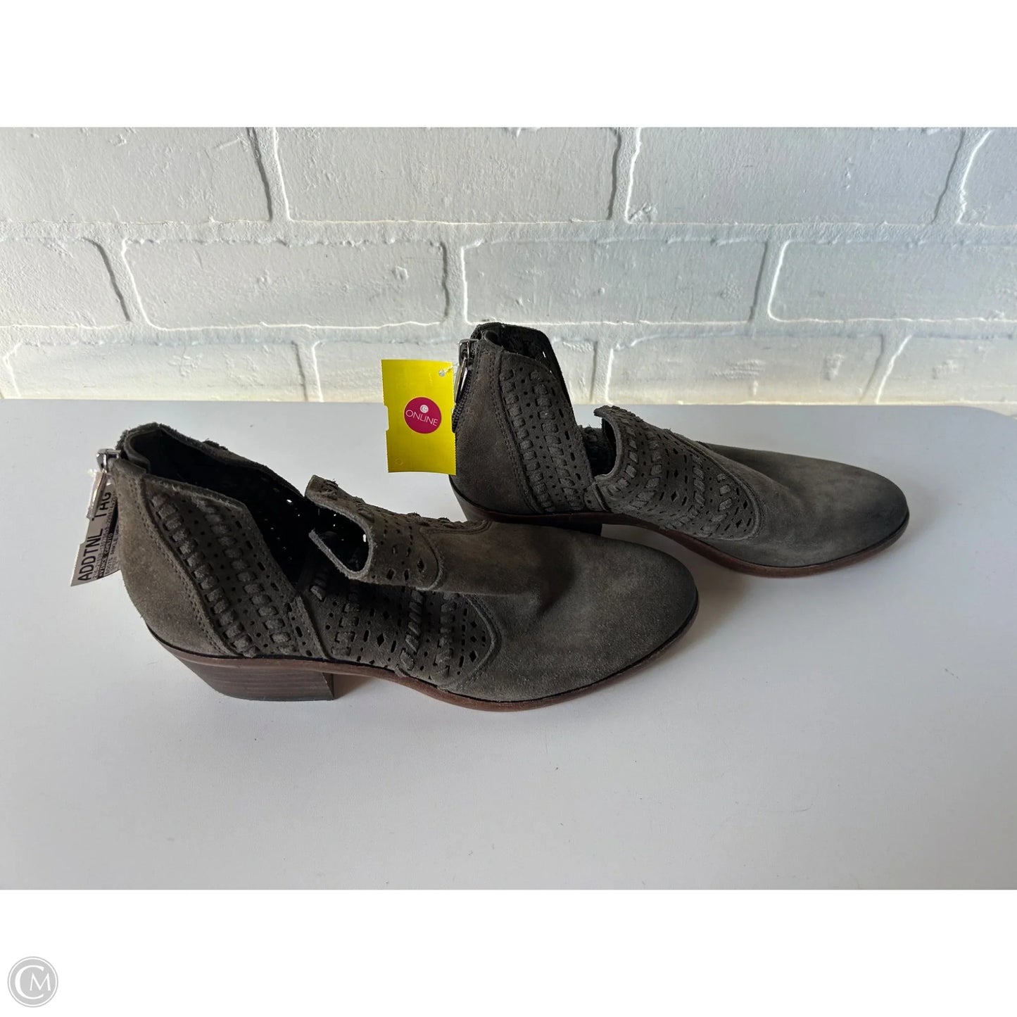 Boots Ankle Heels By Vince Camuto In Green, Size: 7.5