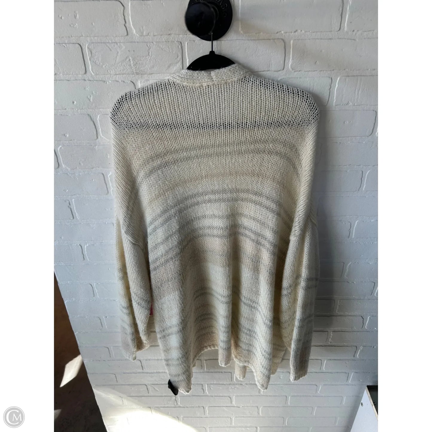 Sweater Cardigan By Clothes Mentor In Cream, Size: L