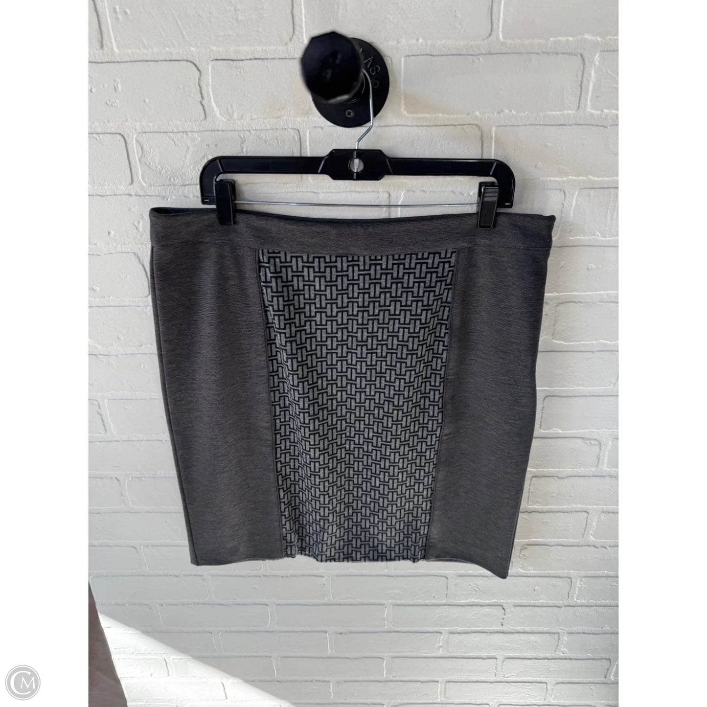 Skirt Mini & Short By Rafaella In Grey, Size: 14