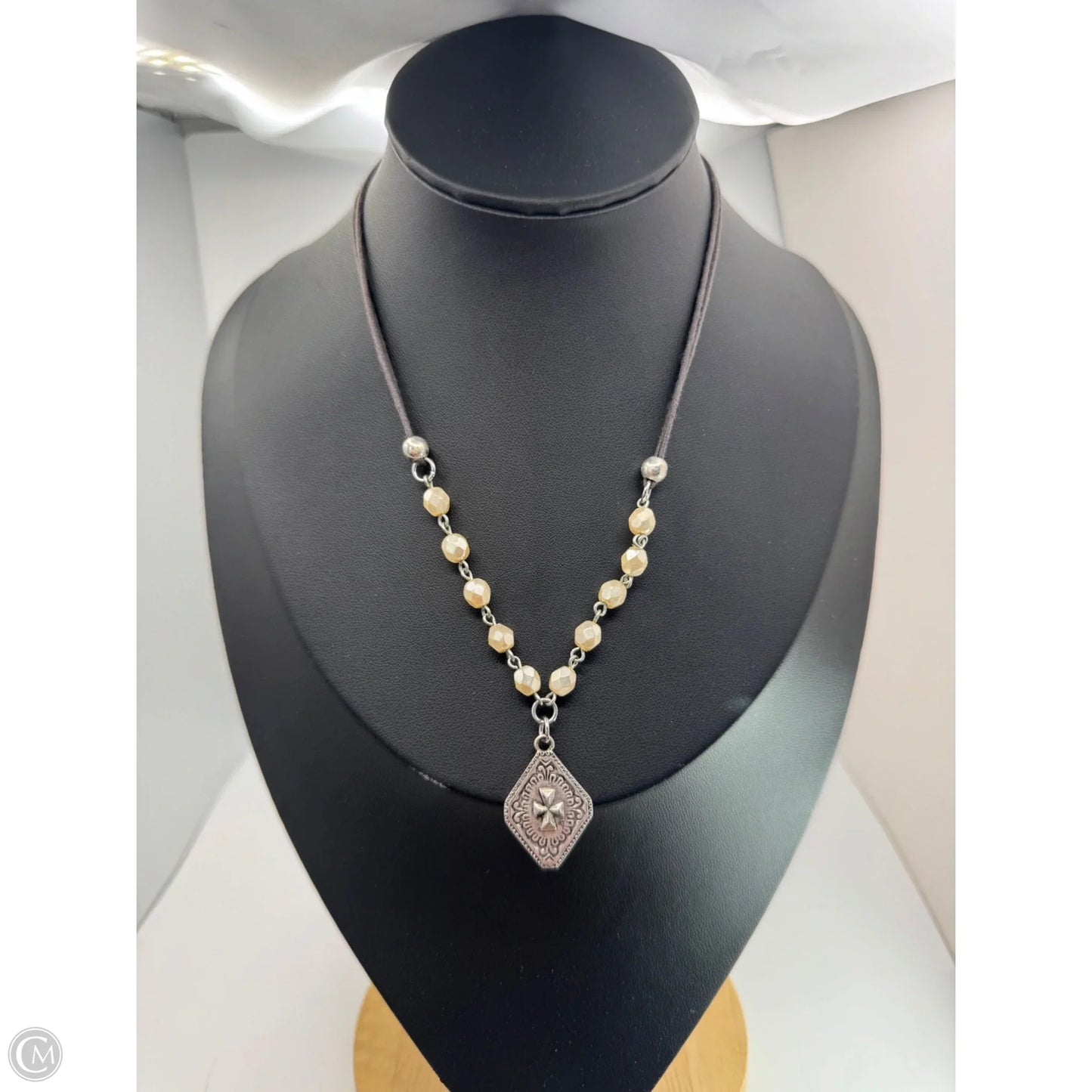 Necklace Charm By Clothes Mentor