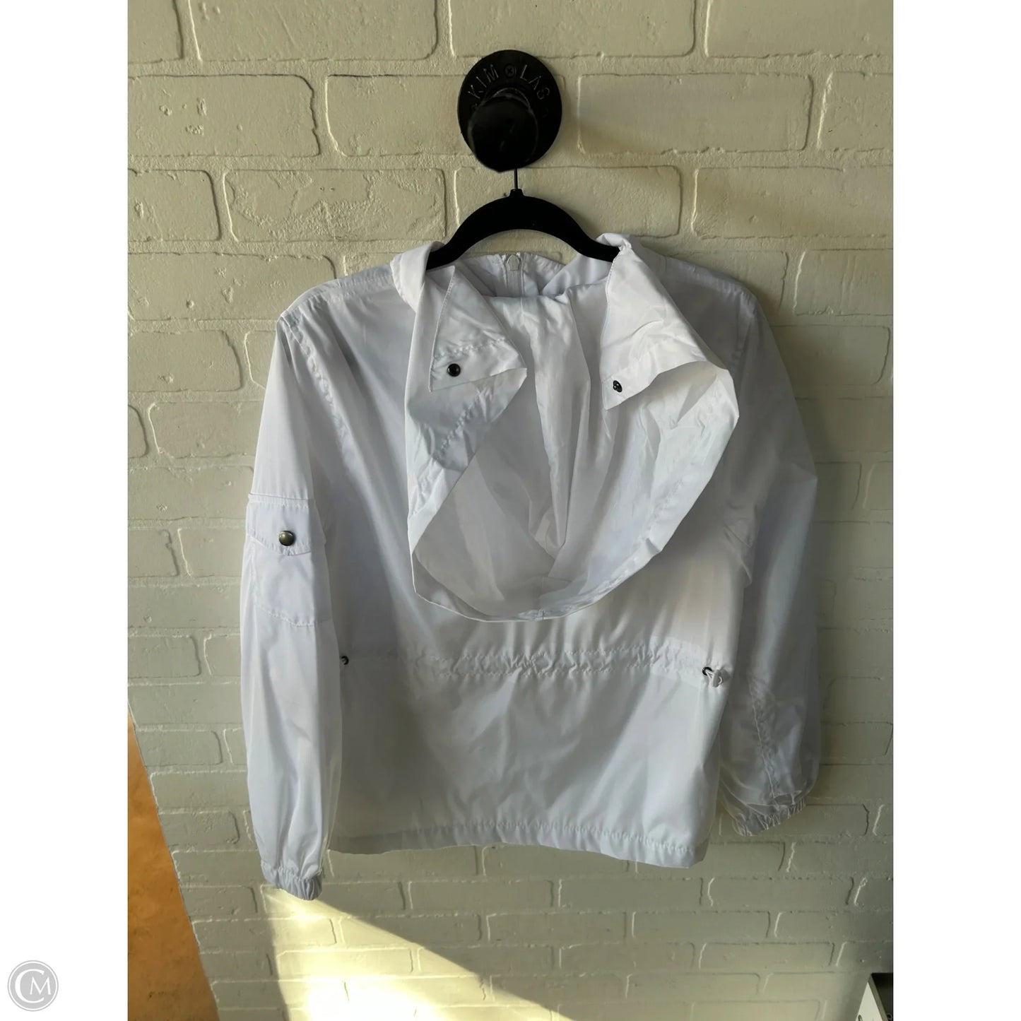 Jacket Windbreaker By Cabi In White, Size: M