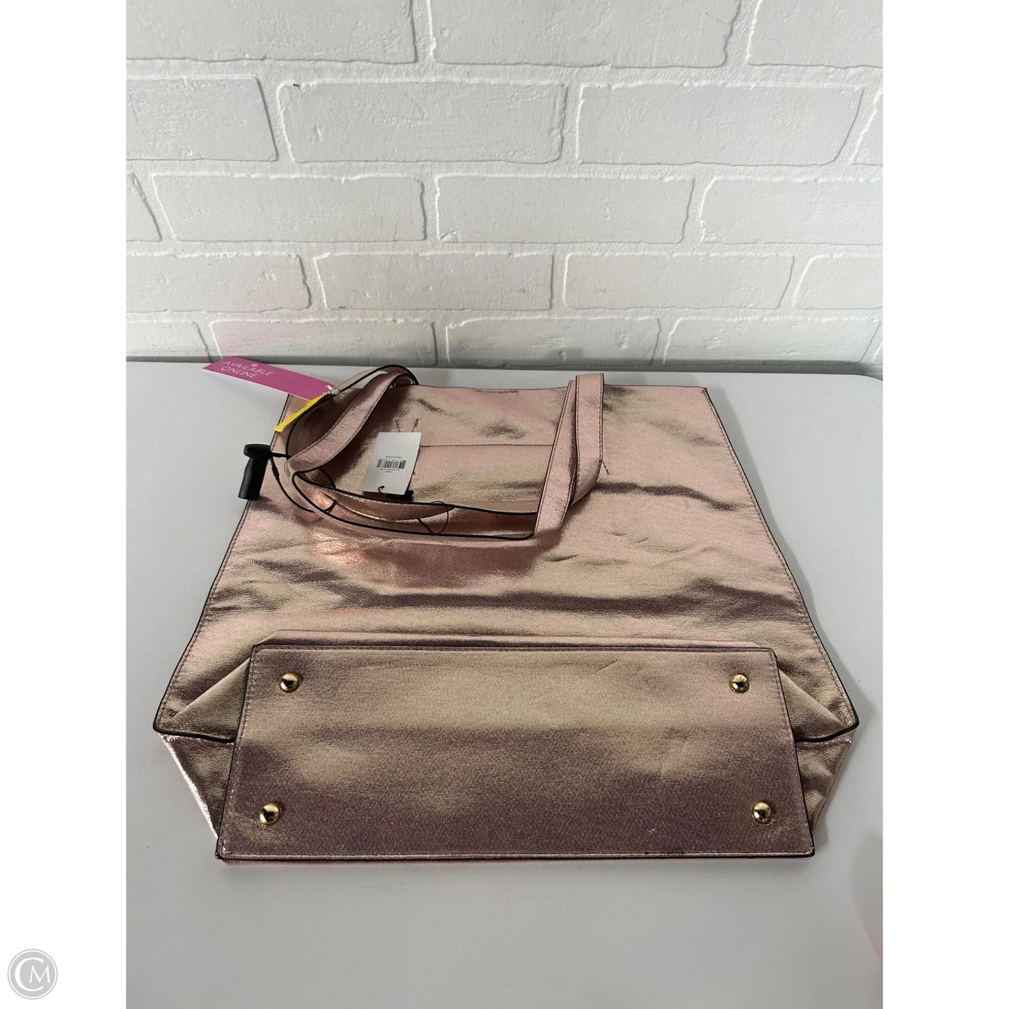 Tote By Clothes Mentor, Size: Medium