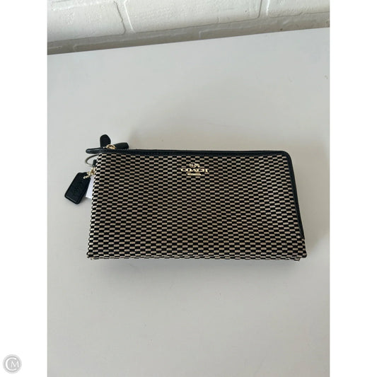 Wristlet Designer By Coach, Size: Medium