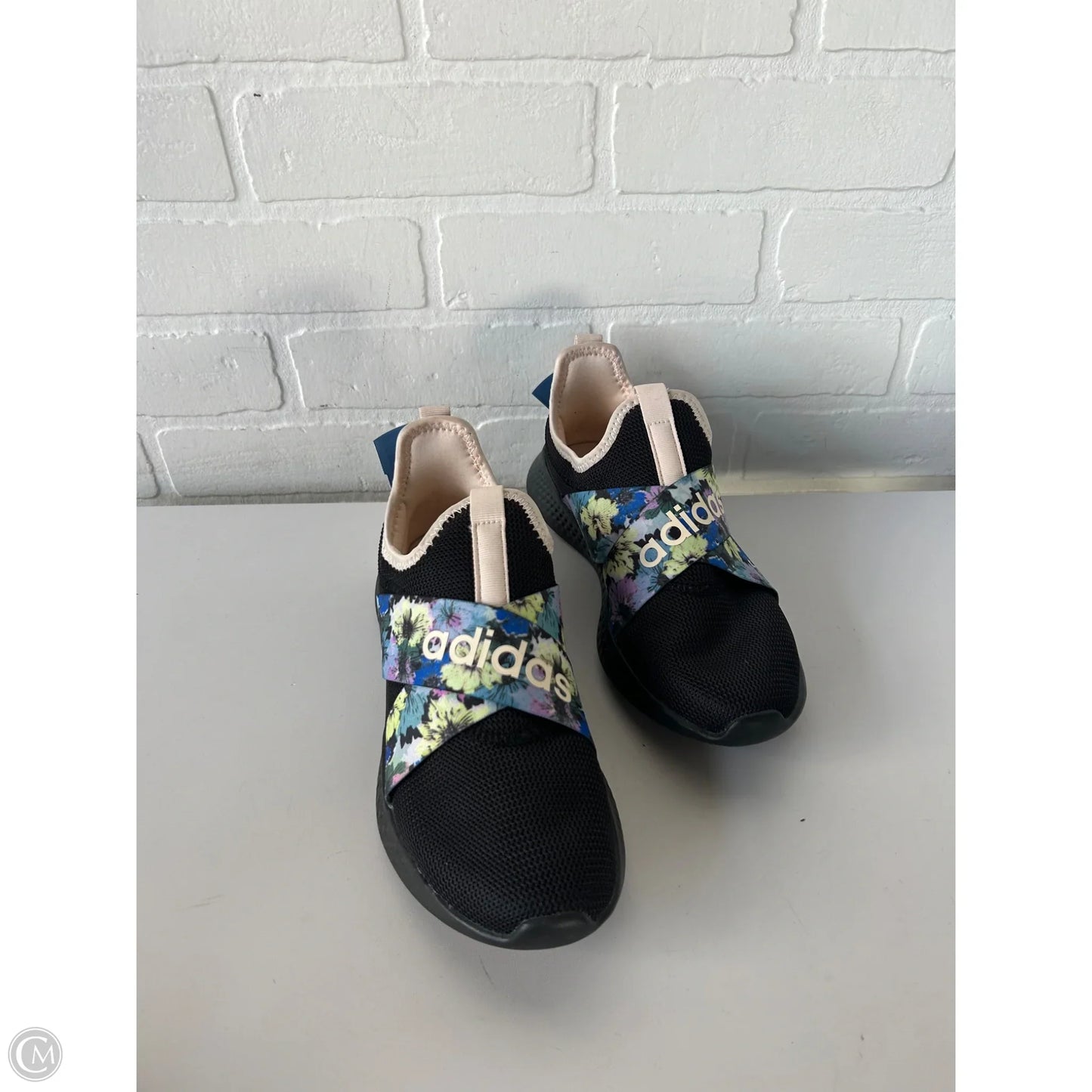 Shoes Sneakers By Adidas In Black & Cream, Size: 8