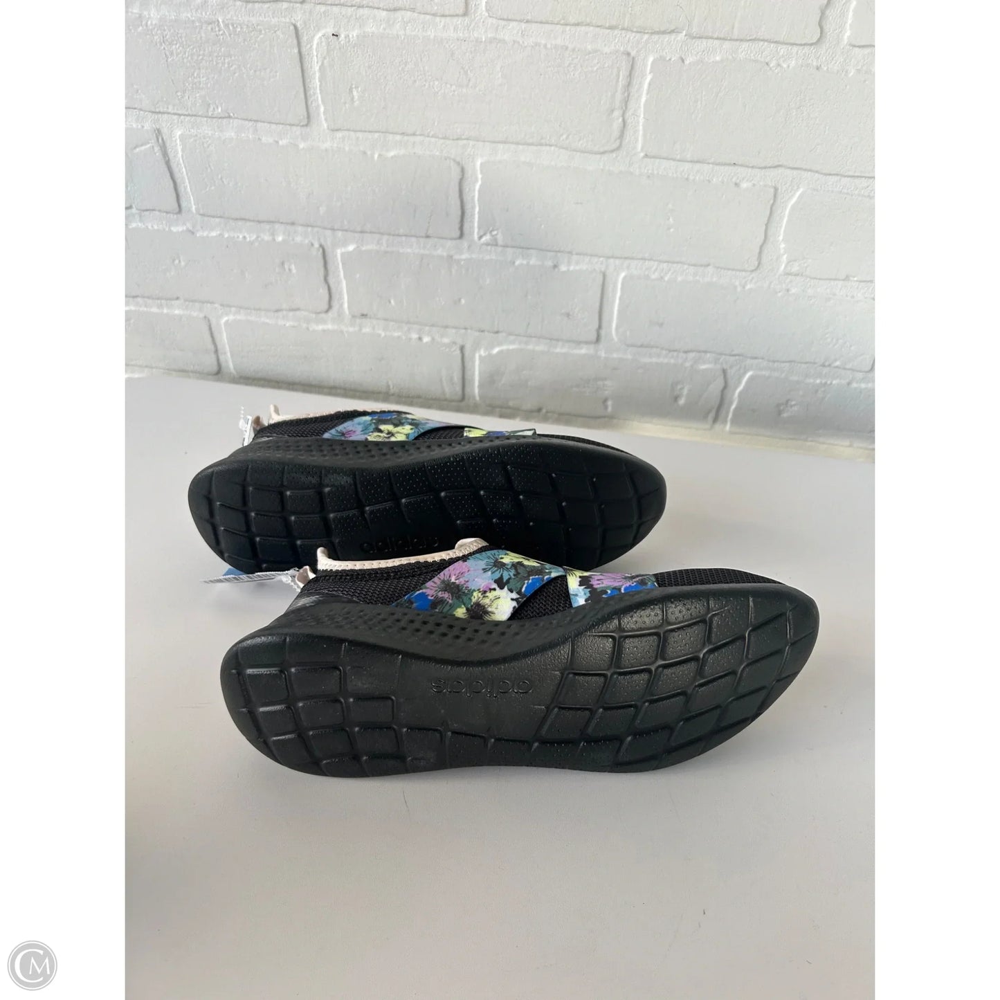 Shoes Sneakers By Adidas In Black & Cream, Size: 8