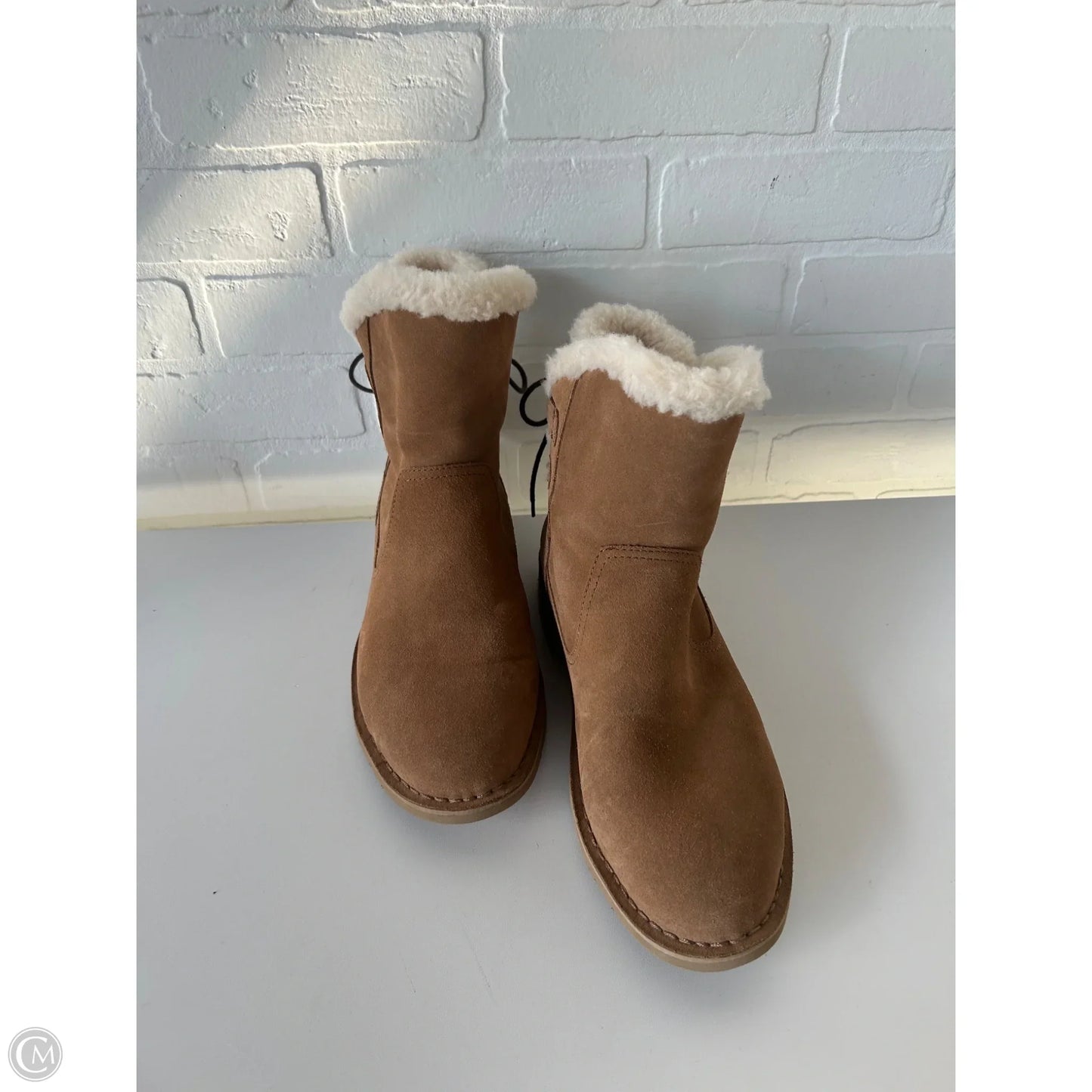 Boots Designer By Ugg In Brown, Size: 11