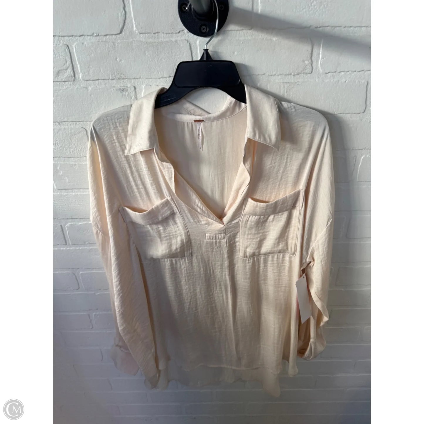 Top Long Sleeve By Free People In Cream, Size: S